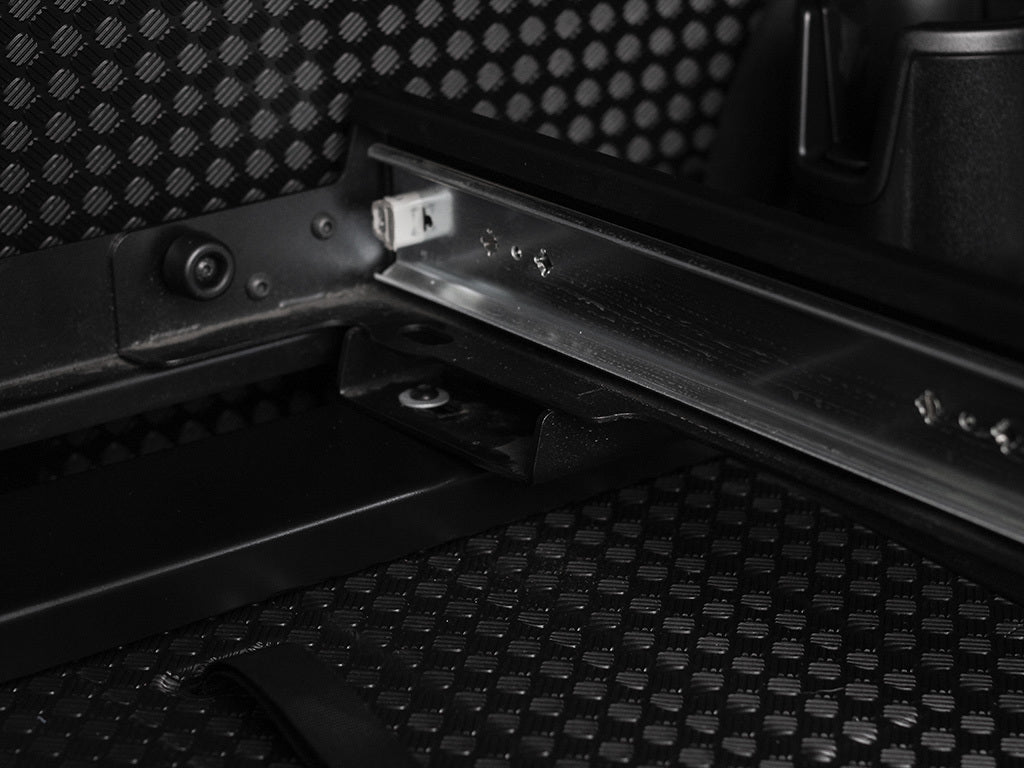Front Runner - Land Rover New Defender 110 (L663) Cargo Slide - SSST005