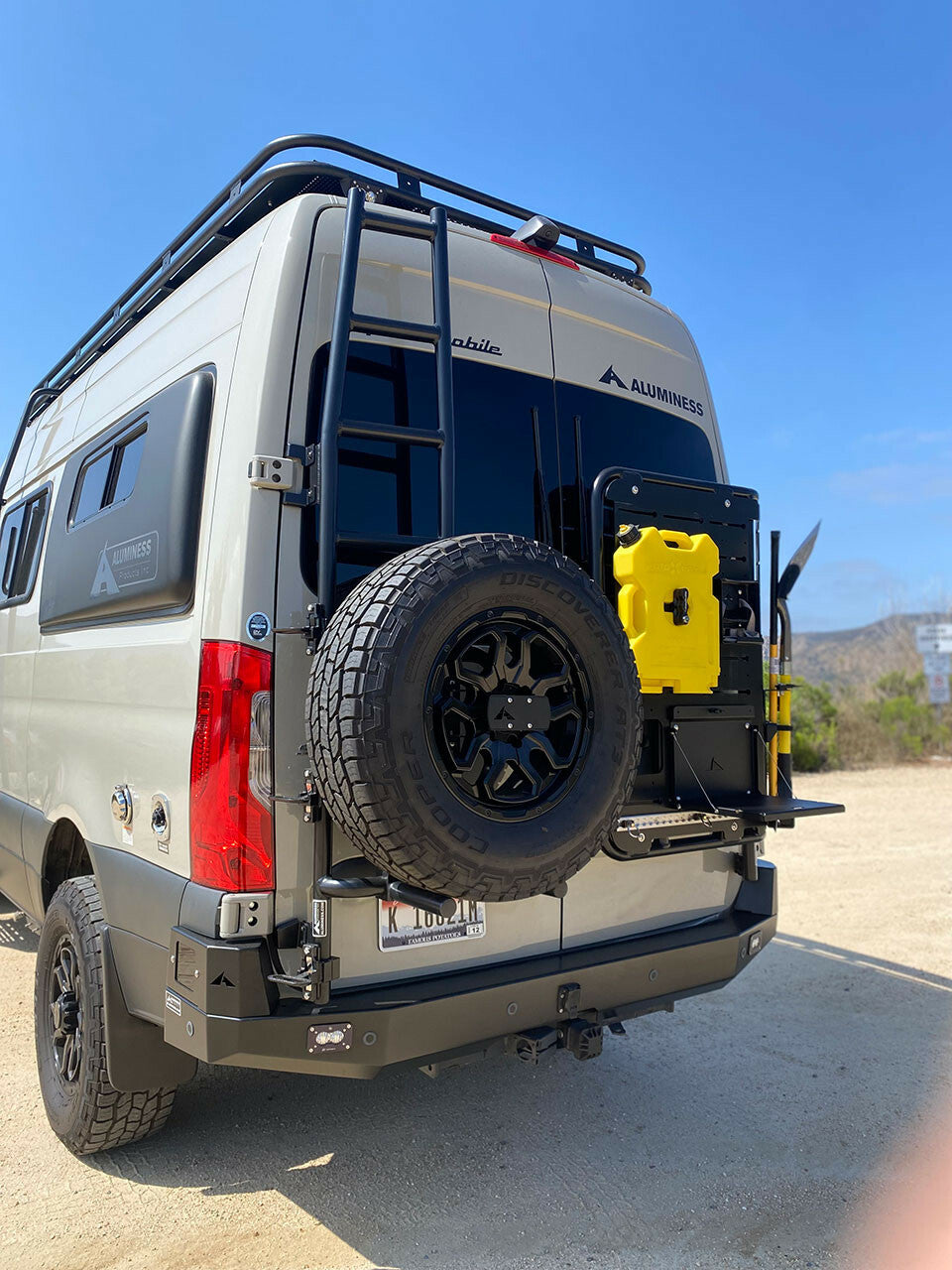 Aluminess 210718 Rear Door Ladder