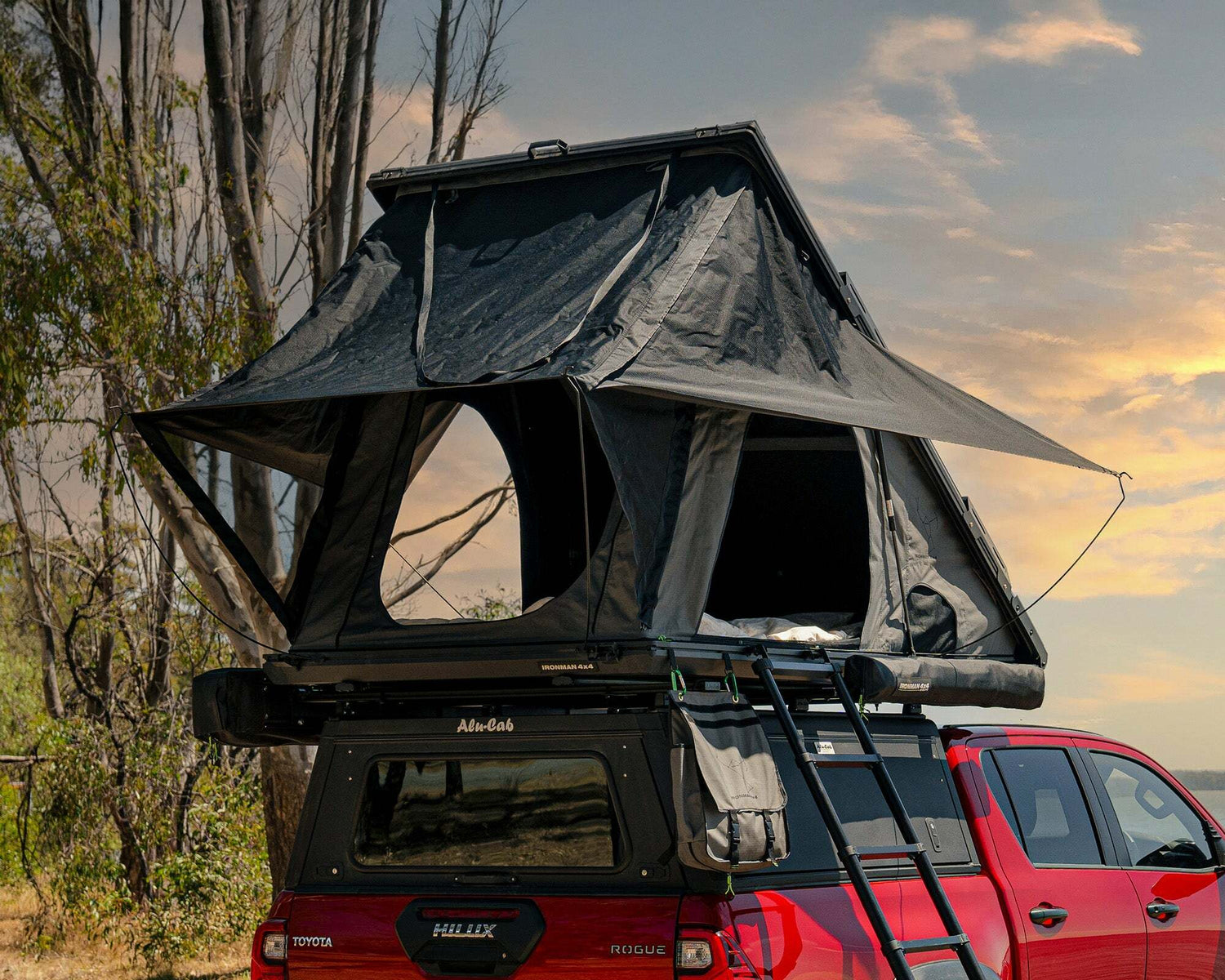 IronMan 4x4 - Orion 1400 Rooftop Tent - IRTT0056