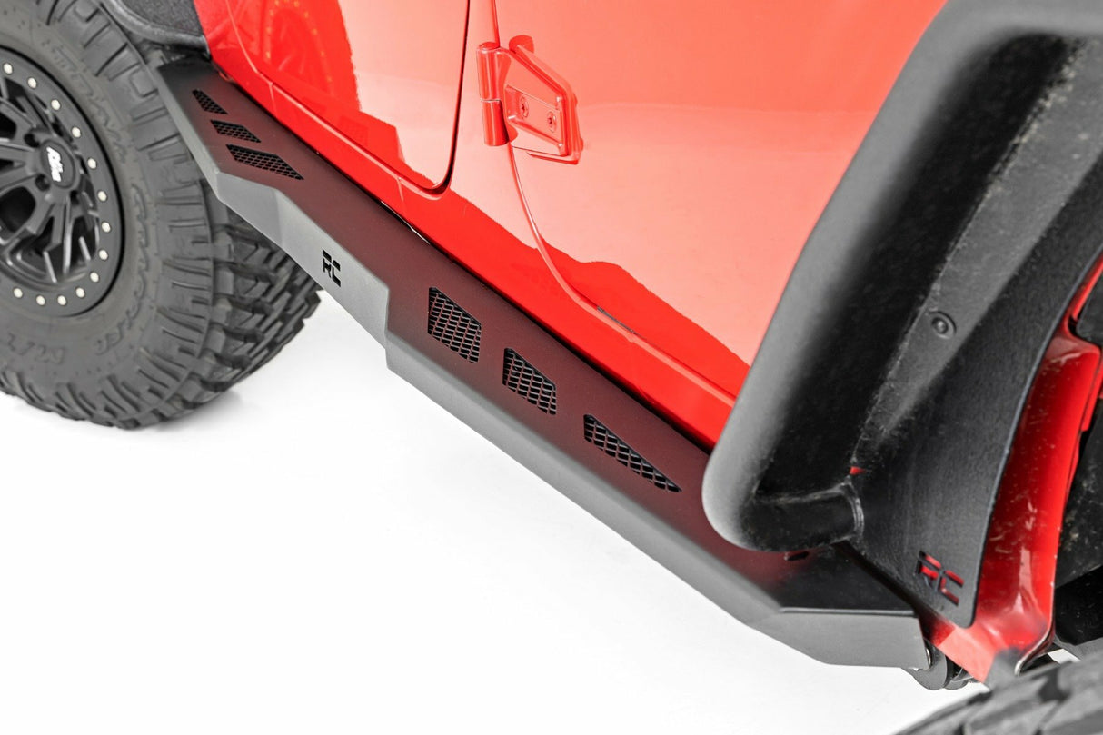 Rough Country - Rock Sliders - Heavy Duty l 4-Door - Jeep Wrangler Unlimited (07-18) - 90800