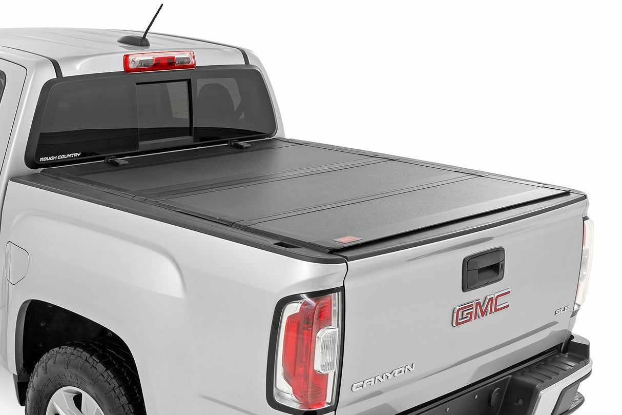 Rough Country - Hard Tri-Fold Flip Up Bed Cover - 5' Bed - Chevy GMC Canyon Colorado (15-23) - 49120500