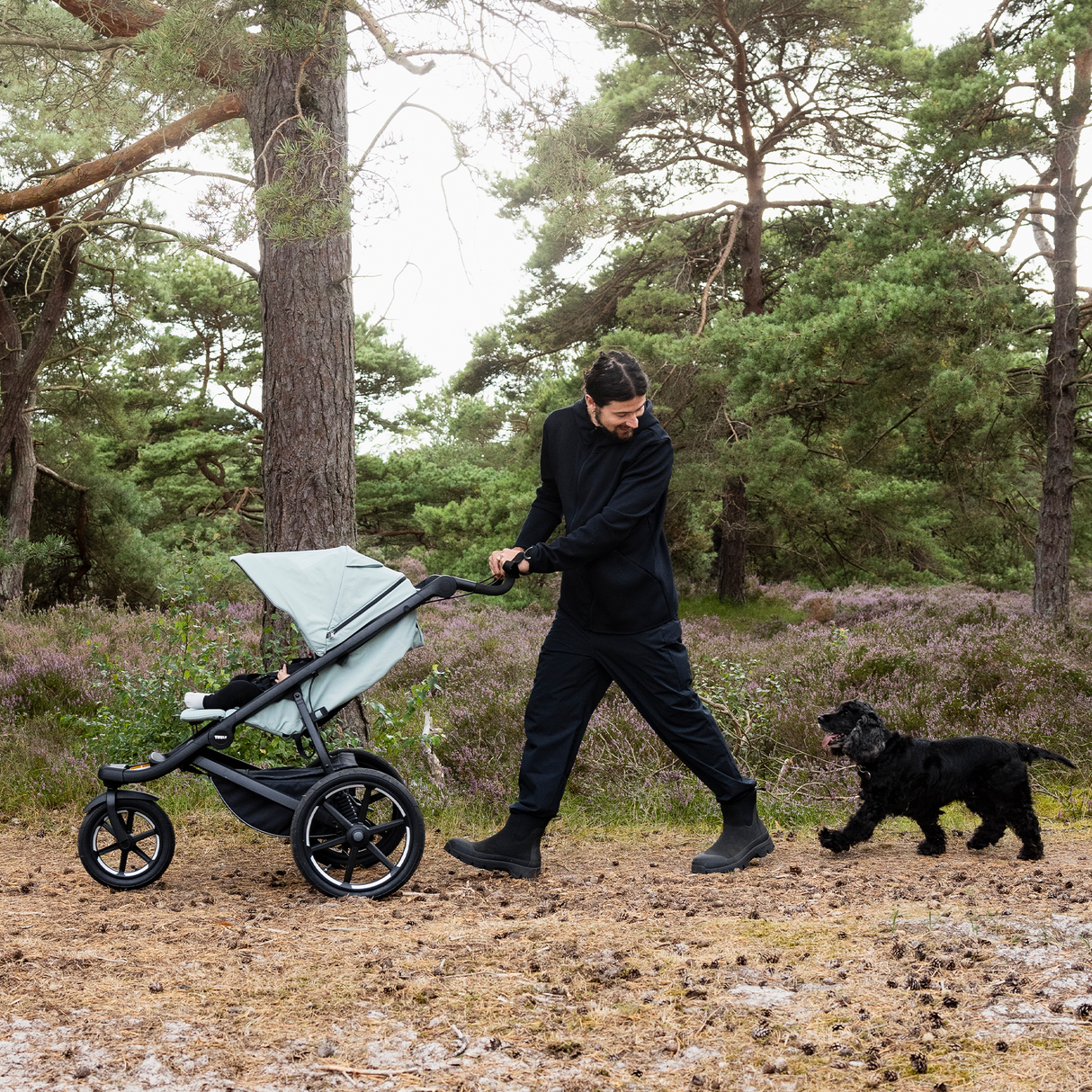 Thule - Urban Glide 3 - Dark slate on black - 10101711