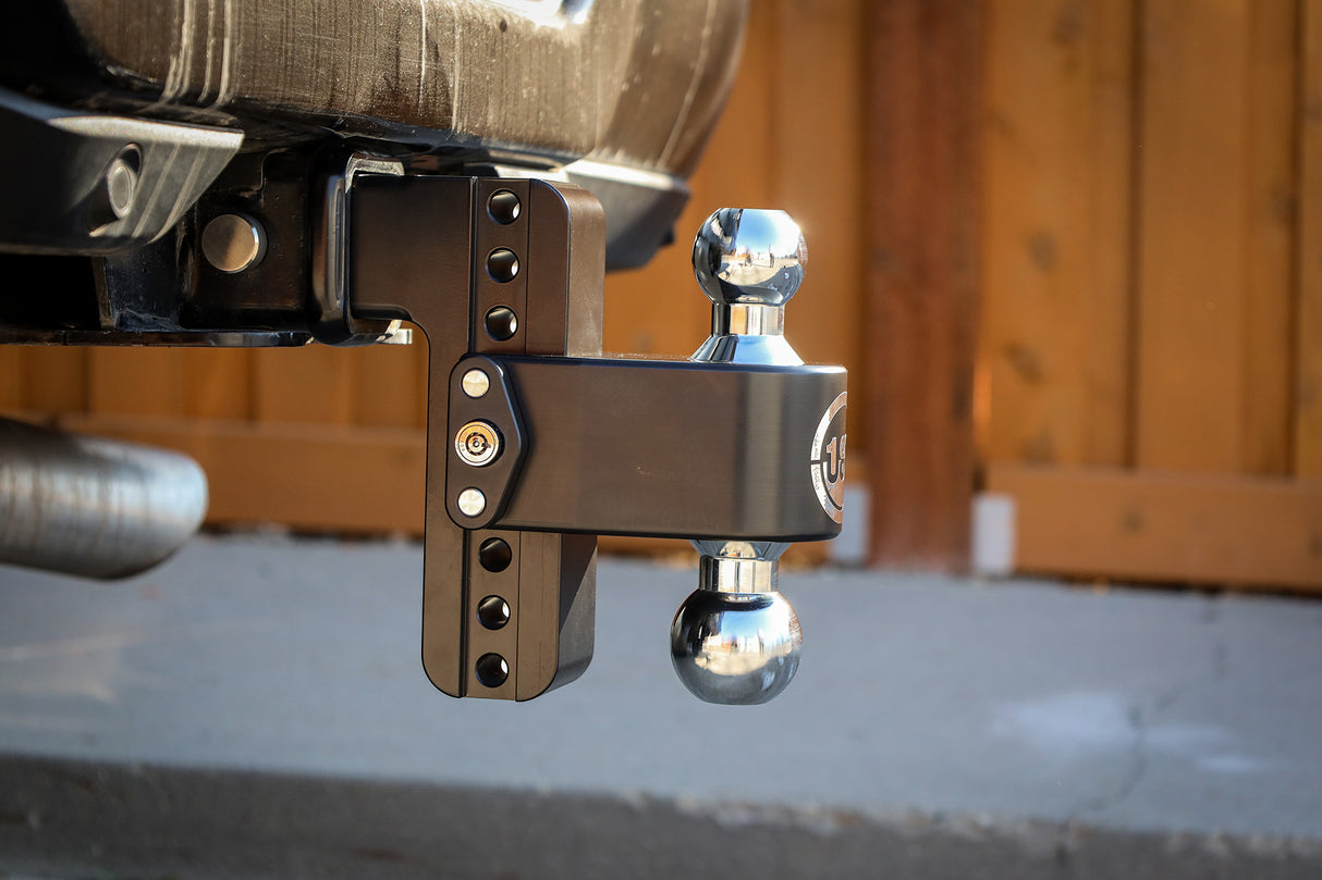 180 Hitch Chrome Cerakoted 6" Drop Hitch with 2.5" Shank - CTB6-2.5-CER-BLA